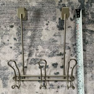 Over the door clothes hook